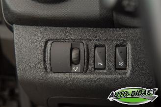 Renault Clio 0.9 TCe Clima Navi Intens picture 14