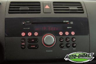 Suzuki Swift 1.5 Airco 1e eigenaar Exclusive picture 7
