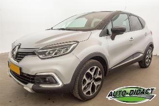 Damaged car Renault Captur 0.9 TCe Clima Navi 117.328 km Intens 2018/8