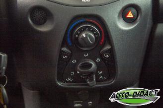Toyota Aygo 1.0 VVT-i x-fun Airco picture 8