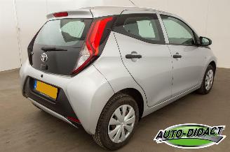 Toyota Aygo 1.0 VVT-i x-fun Airco picture 4