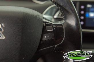 Peugeot 308 1.6 BlueHDI Clima Navi  Active Business picture 15