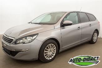 uszkodzony samochody osobowe Peugeot 308 1.6 BlueHDI Clima Navi  Active Business 2015/7