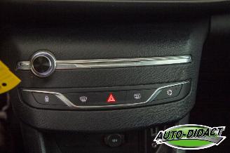 Peugeot 308 1.6 BlueHDI Clima Navi  Active Business picture 9