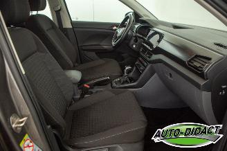 Volkswagen T-Cross 1.0 TSI Automaat Digi Dash Clima Navi Life picture 19