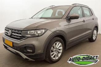 Vaurioauto  passenger cars Volkswagen T-Cross 1.0 TSI Automaat Digi Dash Clima Navi Life 2021/4