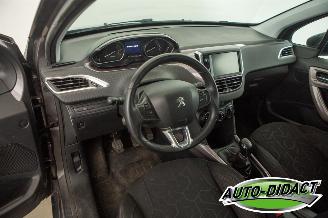 Peugeot 2008 1.6 VTi Airco Navi Active picture 23