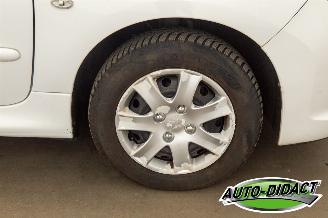 Peugeot 206+ 1.4 Airco Navi picture 29