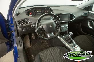 Peugeot 308 SW 1.2 Carpas Clima Navi Camera Style picture 24