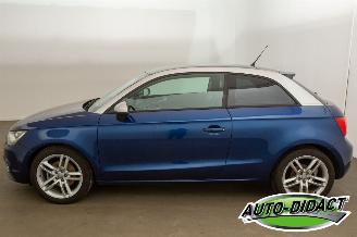 Audi A1 1.6 TDI 77KW Leder Navi picture 36