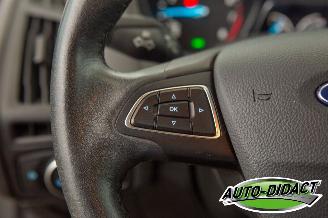 Ford Focus 1.0 Trend Automaat Motorschade Navi Airco picture 16