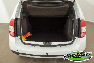 Dacia Duster 1.5 dCi Navi Camera Airco Leder Prestige picture 35