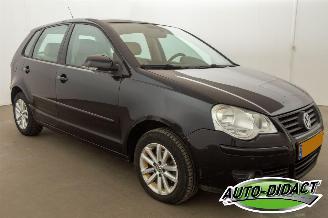 Volkswagen Polo 1.4-16V Automaat Airco 108.657 km NAP Comfortline picture 2