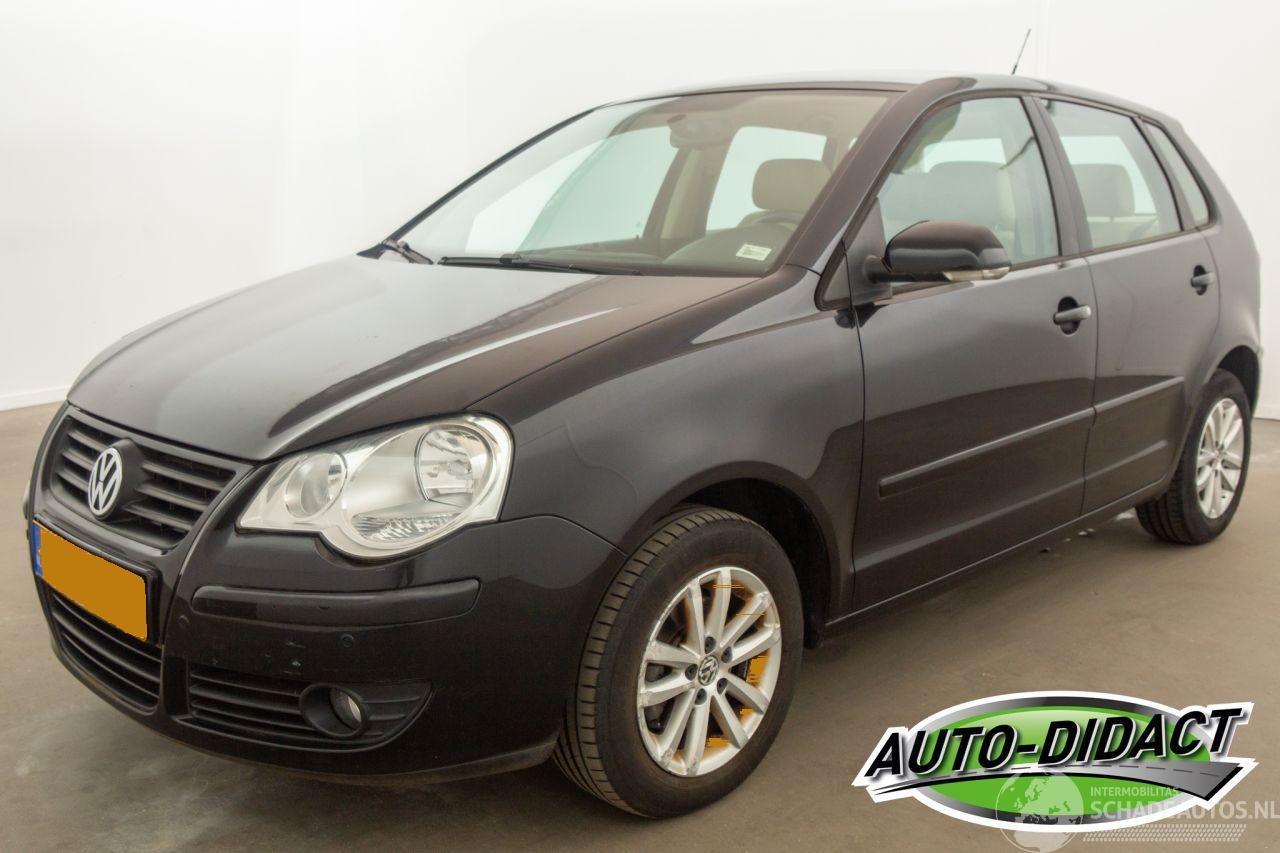 Volkswagen Polo 1.4-16V Automaat Airco 108.657 km NAP Comfortline