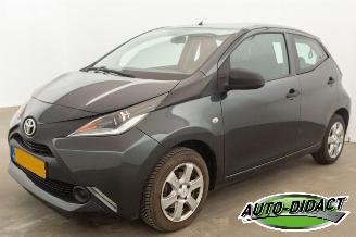 Toyota Aygo 1.0 VVT-i X-Now Airco inruil auto picture 2