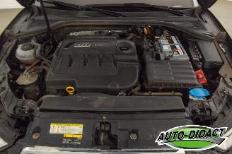 Audi A3 1.6 TDI Automaat Clima Berline picture 31