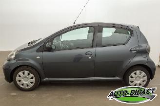 Toyota Aygo 1.0-12V Automaat Airco Comfort picture 39