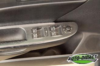 Volkswagen Passat 2.0 FSI Trendline picture 11