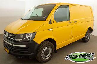 damaged commercial vehicles Volkswagen Transporter 2.0 TDI 110kW L1H1 Airco Dubbele Schuifdeur 2017/5