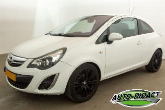 Auto incidentate Opel Corsa 1.2-16V Airco Navi Cosmo 2014/6