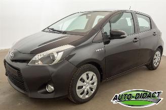 Unfallwagen Toyota Yaris 1.5 Hybrid Automaat Clima Camera Comfort 2012/9