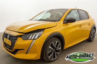 Voiture accidenté Peugeot 208 1.2 Automaat 48.805 km NAP GT-Line Navi Camera PureTech 2020/9