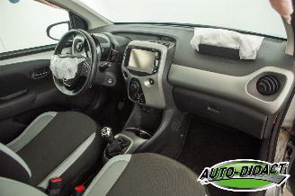 Toyota Aygo 1.0 X-Play Airco Camera picture 19