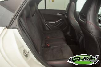 Mercedes Cla-klasse 200 CDI Automaat Pano Navi Camera Shooting Brake picture 21