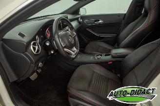 Mercedes Cla-klasse 200 CDI Automaat Pano Navi Camera Shooting Brake picture 26