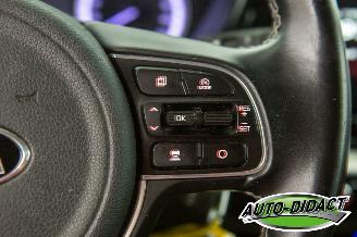 Kia Niro 1.6 GDI HEV Automaat Clima Navi Camera Motorschade picture 16