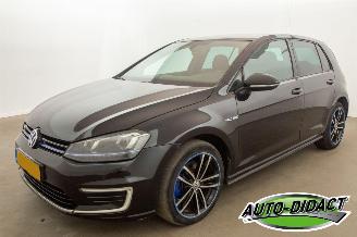 krockskadad bil auto Volkswagen Golf 1.4 TSI GTE 2015/5