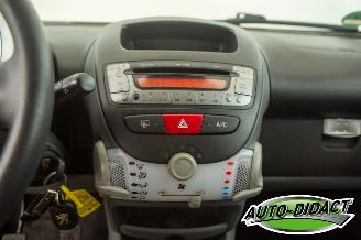 Peugeot 107 1.0-12V Black & Silver picture 15