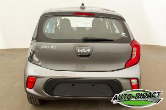 Kia Picanto 1.0 49kW Automaat 12.435 km Navi Camera Airco picture 41