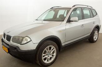 krockskadad bil auto BMW X3 2.5i Automaat Clima Navi Executive 2004/5