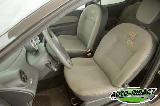 Renault Twingo 1.2-16V Airco Collection picture 21