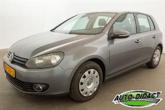 Vaurioauto  passenger cars Volkswagen Golf 1.2 TSI Automaat Clima Trendline BlueMotion 2012/1