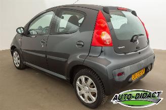 Peugeot 107 1.0-12V Airco 55.199 km NAP Urban Move picture 3