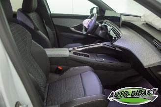 Peugeot e-3008 73 kWh 48.790 km NAP Allure Avantage 210 picture 17