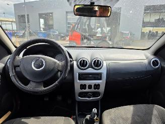 Dacia Sandero 1.4 Lauréate Airco picture 5