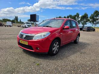 Schadeauto Dacia Sandero 1.4 Lauréate Airco 2008/8