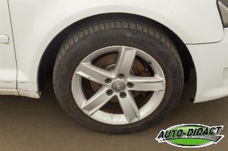 Audi A3 1.6 TDI 77kW Clima Leder picture 19