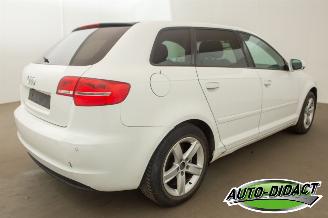 Audi A3 1.6 TDI 77kW Clima Leder picture 4