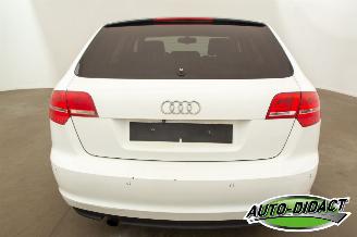Audi A3 1.6 TDI 77kW Clima Leder picture 36