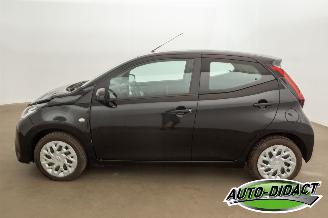 Toyota Aygo 1.0 VVT-i 69.877 km NAP Camera Clima X-Play picture 34