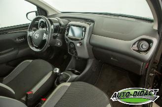 Toyota Aygo 1.0 VVT-i 69.877 km NAP Camera Clima X-Play picture 17