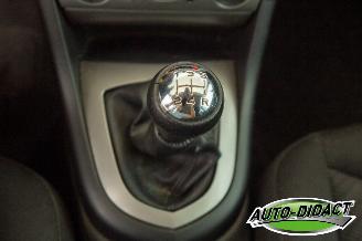 Peugeot 308 1.6 VTi Clima XS picture 12