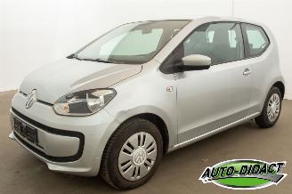 Damaged car Volkswagen Up! 1.0 Automaat 114.638 km move up! 2013/5