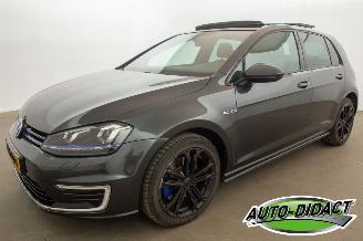 Avarii autoturisme Volkswagen Golf 1.4 TSI GTE Pano Automaat Camera Navi 2015/12
