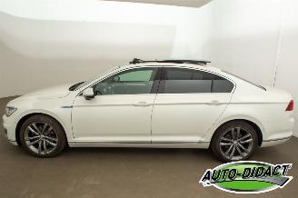 Volkswagen Passat 1.4 TSI GTE Automaat Pano Digi Dash Navi Clima picture 37