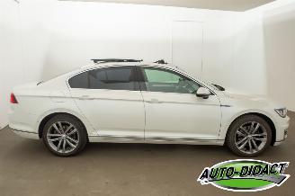 Volkswagen Passat 1.4 TSI GTE Automaat Pano Digi Dash Navi Clima picture 38